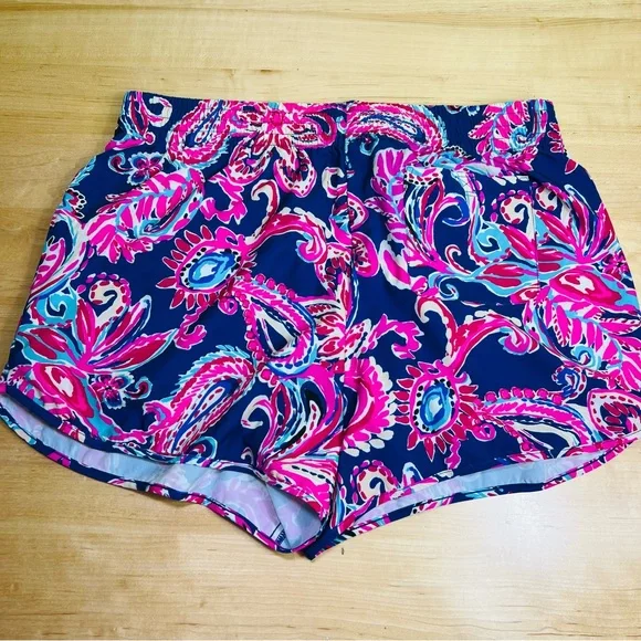 Lilly Pulitzer UPF 50+ Luxletic 4" Backcourt Short size L - Picture 5 of 5